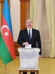 Президент Ильхам Алиев, Первая леди Мехрибан Алиева и члены их семьи проголосовали в Ханкенди (ФОТО/ВИДЕО)