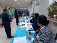 Избиратели в Азербайджане продолжают активно участвовать в президентских выборах  (ФОТО)