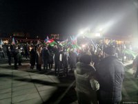 В парке Центра Гейдара Алиева в Баку празднуют победу Ильхама Алиева на президентских выборах (ФОТО/ВИДЕО)