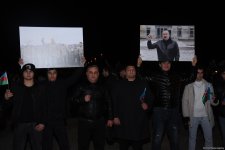 На улицах Баку празднуют победу Ильхама Алиева на президентских выборах (ФОТО/ВИДЕО)