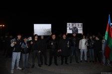 На улицах Баку празднуют победу Ильхама Алиева на президентских выборах (ФОТО/ВИДЕО)