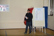 Наблюдается наплыв избирателей на участках, созданных в школе №132-134 в Баку (ФОТО/ВИДЕО)