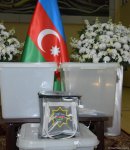 Наблюдается наплыв избирателей на участках, созданных в школе №132-134 в Баку (ФОТО/ВИДЕО)