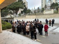 В Сураханском районе наблюдается наплыв избирателей в участки (ФОТО)