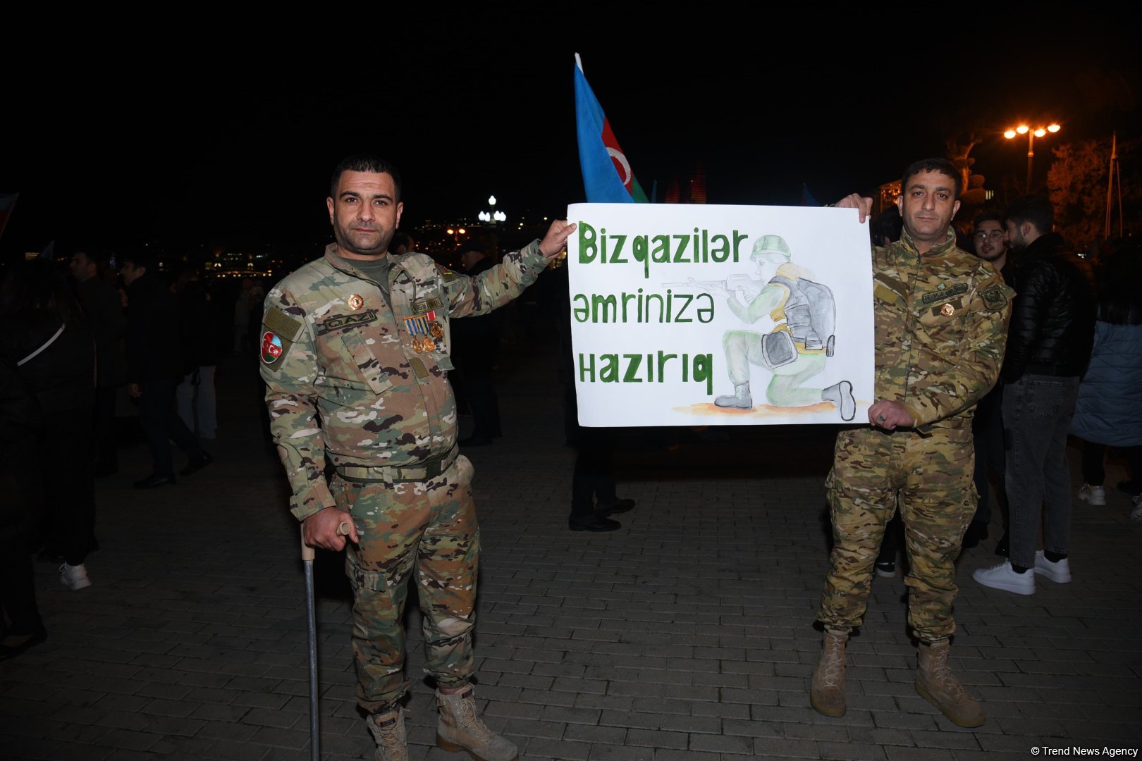 На улицах Баку празднуют победу Ильхама Алиева на президентских выборах (ФОТО/ВИДЕО)