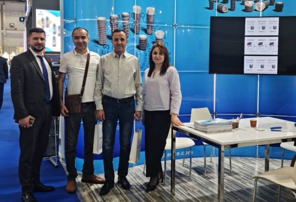 Более пятидесяти азербайджанских стоматологов принимают участие в AEEDC Dubai 2024 (ФОТО)