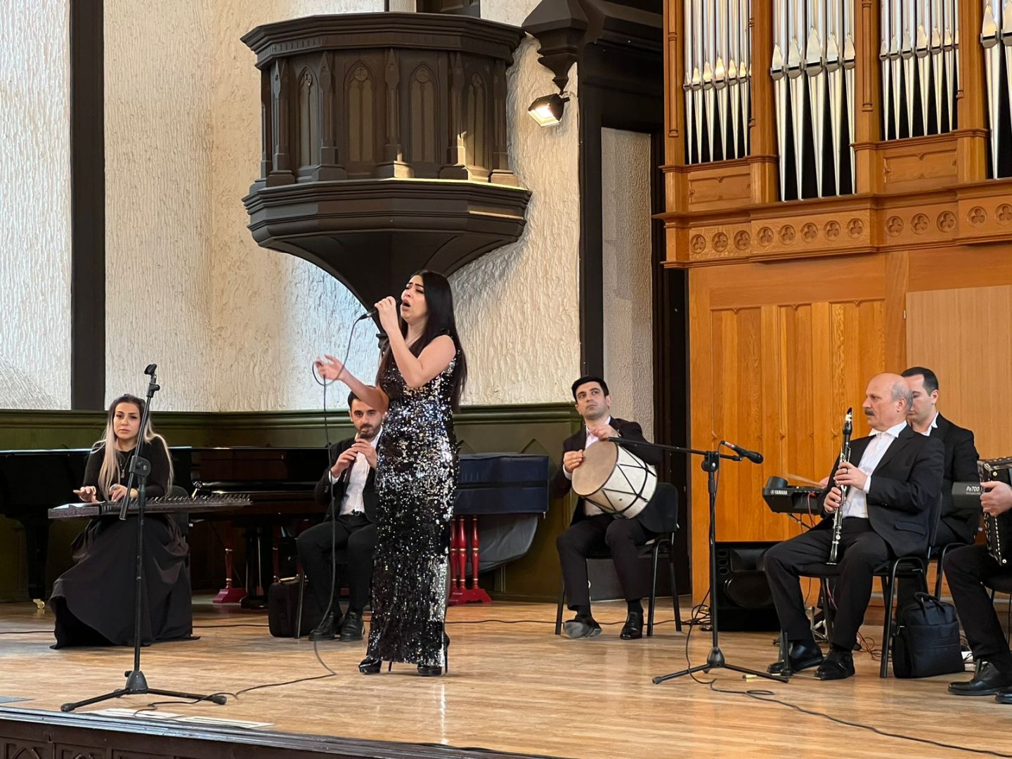 Все краски музыки - абонементные концерты в Баку (ФОТО)