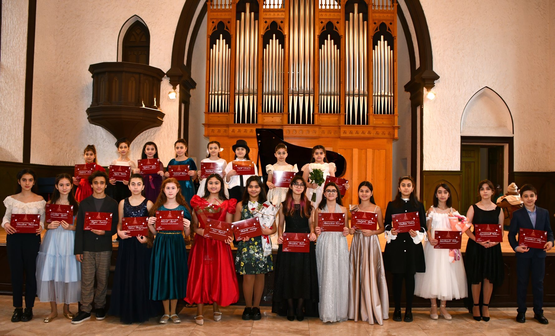 Все краски музыки - абонементные концерты в Баку (ФОТО)