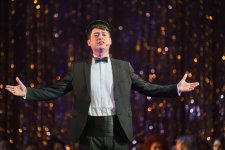 Азербайджанские артисты выступили на юбилее российского театра (ФОТО)