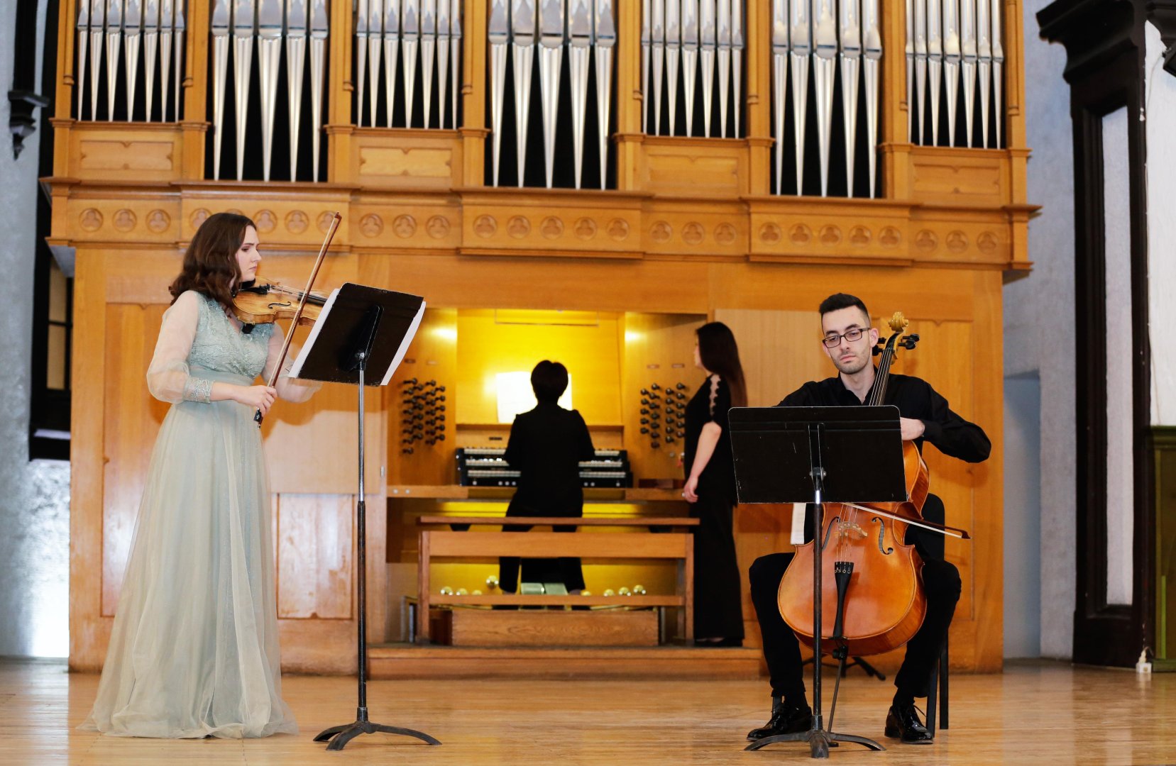 Орган, скрипка, виолончель – неподражаемая атмосфера в Баку (ФОТО)