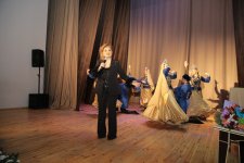 Заслуженная артистка Азербайджана Кенуль Керимова встретилась с поклонниками (ФОТО)