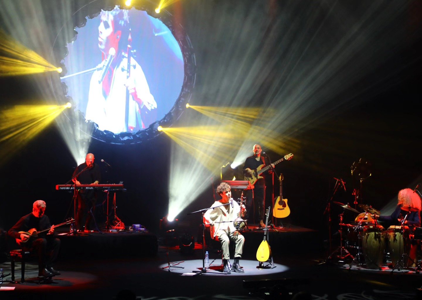 Израильский музыкант на азербайджанской кяманче – мировое турне началось в Баку (ВИДЕО, ФОТО)