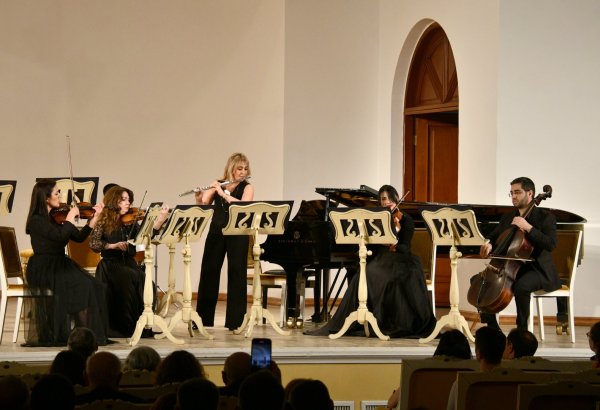 Особенный вечер в Баку (ФОТО)