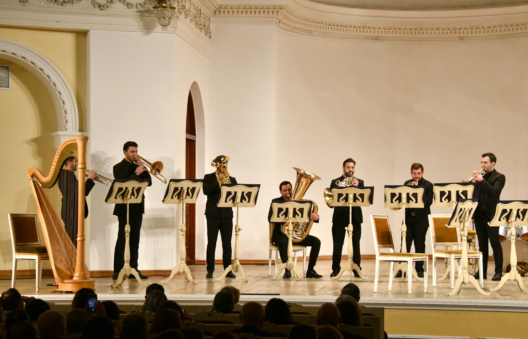 Особенный вечер в Баку (ФОТО)