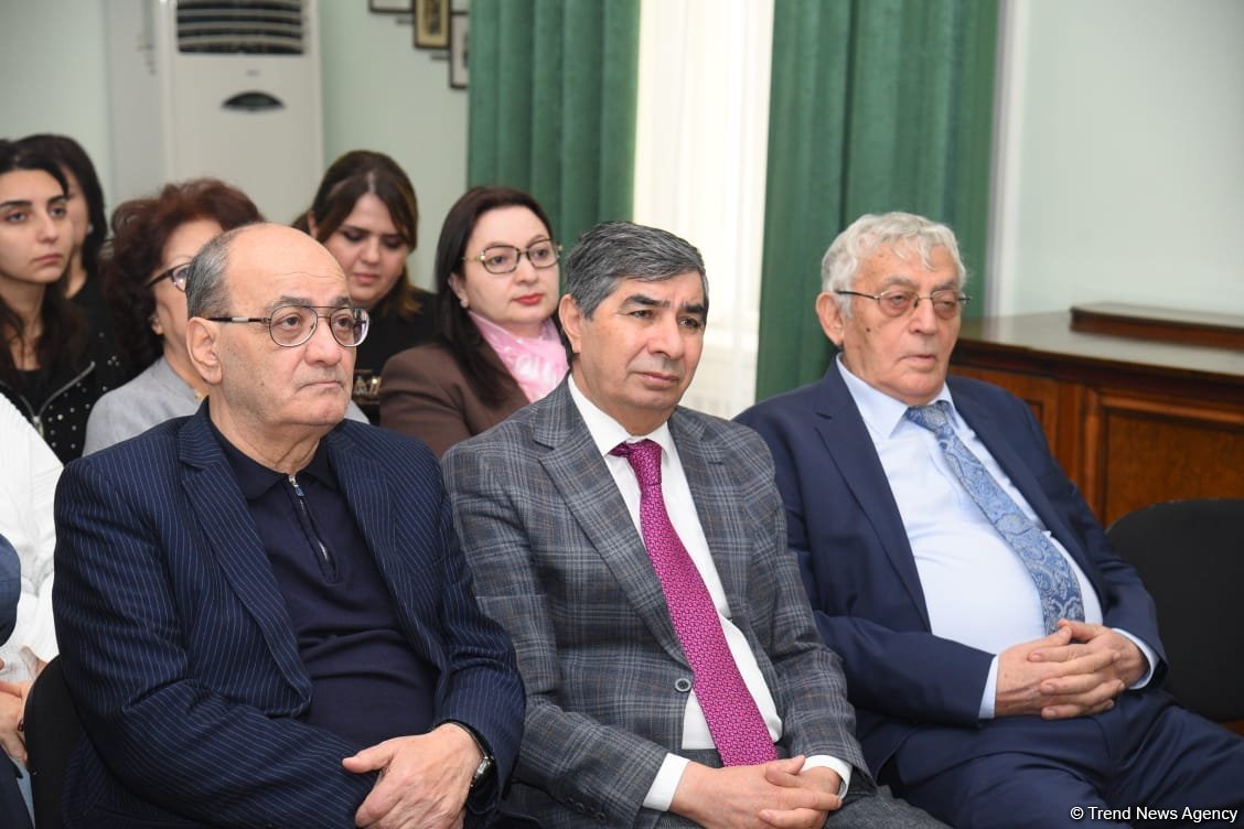 В Баку прошло мероприятие, посвященное 100-летию видного учёного-литературоведа Камала Талыбзаде (ФОТО)