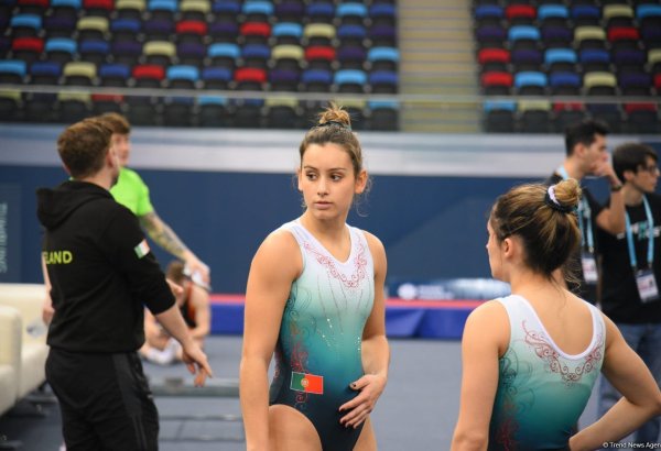 В Национальной арене гимнастики проходят подиумные тренировки участников Кубка мира по прыжкам на батуте и акробатической дорожке (ФОТОРЕПОРТАЖ)