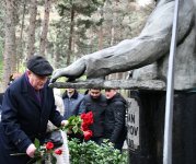 В Баку почтили память видного композитора Сулеймана Алескерова (ФОТО)