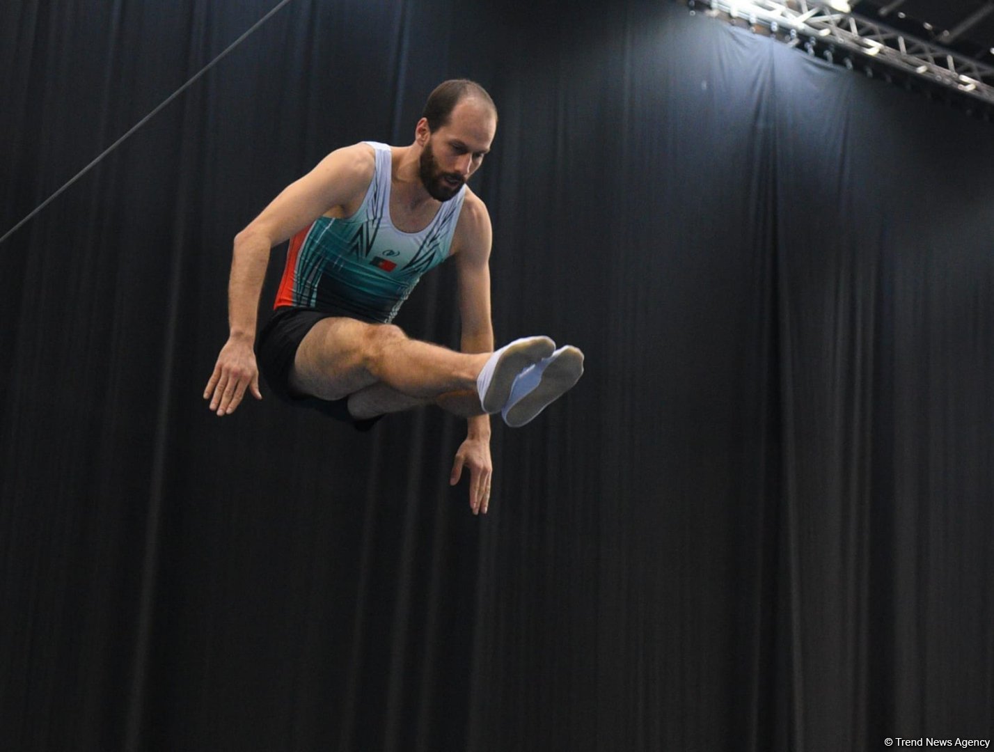 В Национальной арене гимнастики проходят подиумные тренировки участников Кубка мира по прыжкам на батуте и акробатической дорожке (ФОТОРЕПОРТАЖ)