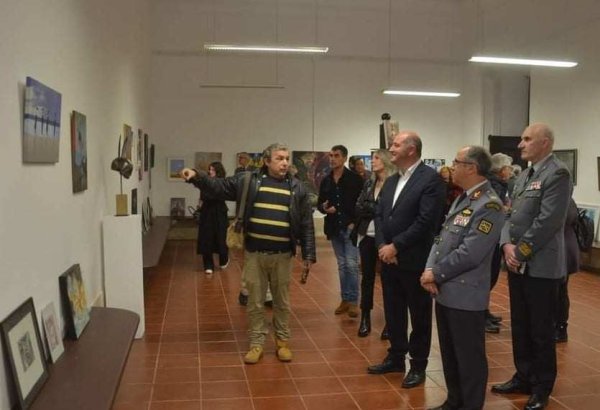 Азербайджанский сюрреализм в самом большом королевском дворце  Португалии (ФОТО)