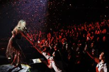 Масса позитивных эмоций! В Баку с аншлагом прошел концерт Веры Брежневой (ФОТО)