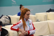 В Баку стартовал второй день соревнований Кубка мира по прыжкам на батуте и акробатической дорожке (ФОТО)