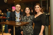 В Баку представлена эко-мода Сабины Зулаловой  с элементами гурамы (ФОТО)