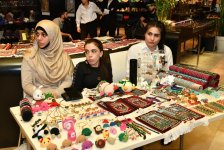 В Баку представлена эко-мода Сабины Зулаловой  с элементами гурамы (ФОТО)