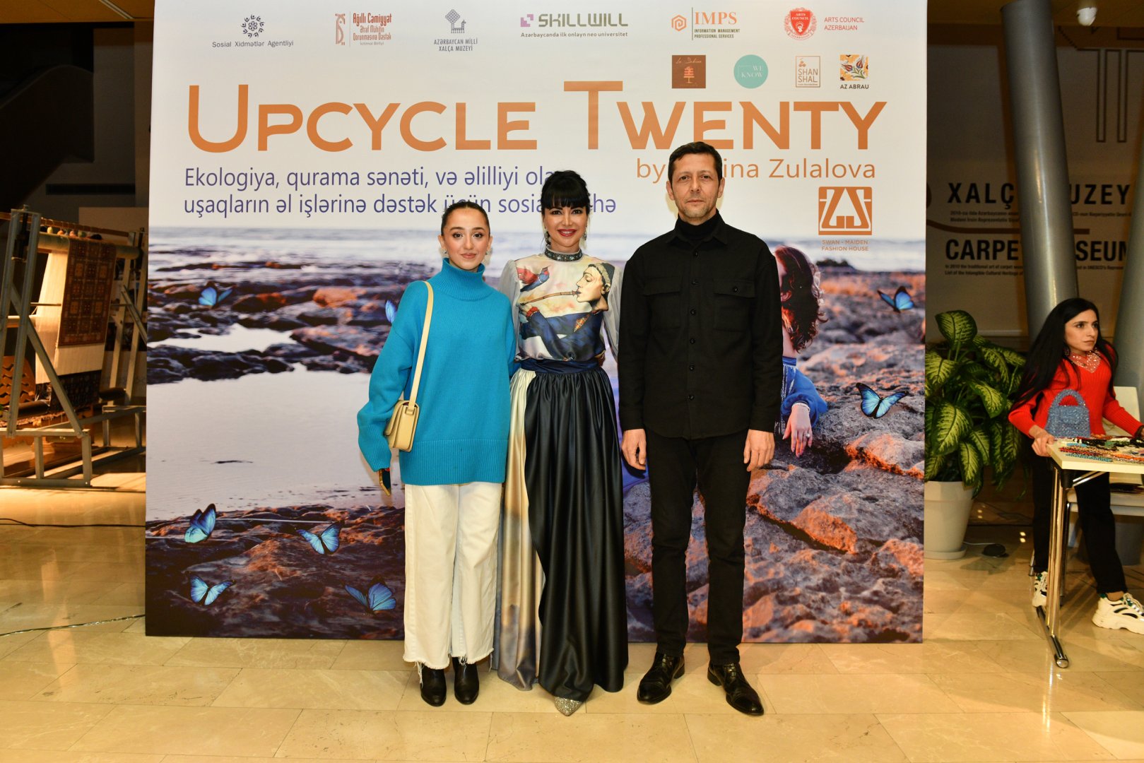 В Баку представлена эко-мода Сабины Зулаловой  с элементами гурамы (ФОТО)