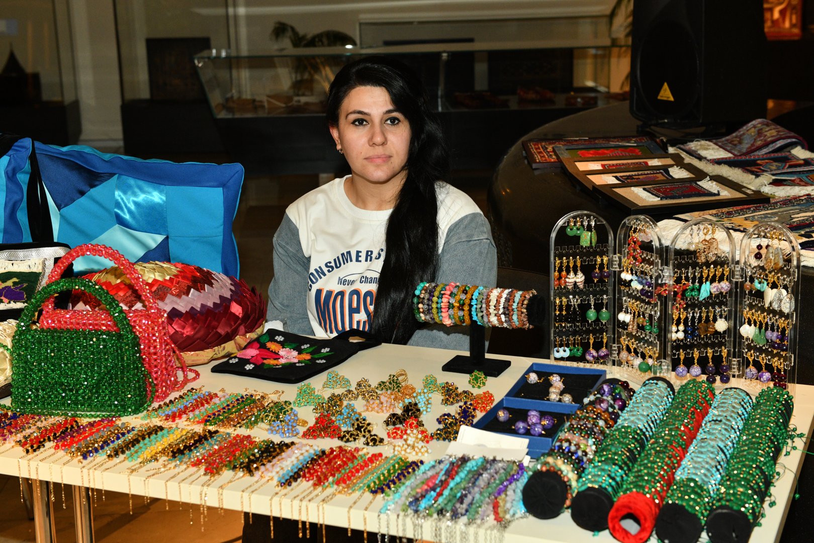 В Баку представлена эко-мода Сабины Зулаловой  с элементами гурамы (ФОТО)