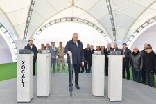 Президент Ильхам Алиев заложил фундамент мемориала жертвам Ходжалинского геноцида и встретился с представителями общественности района (ФОТО/ВИДЕО)