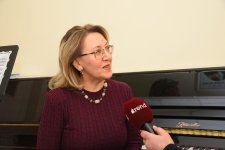 8-летняя азербайджанская скрипачка-феномен Дильшад Фархадзаде покоряет мир - репортаж  (ФОТО)