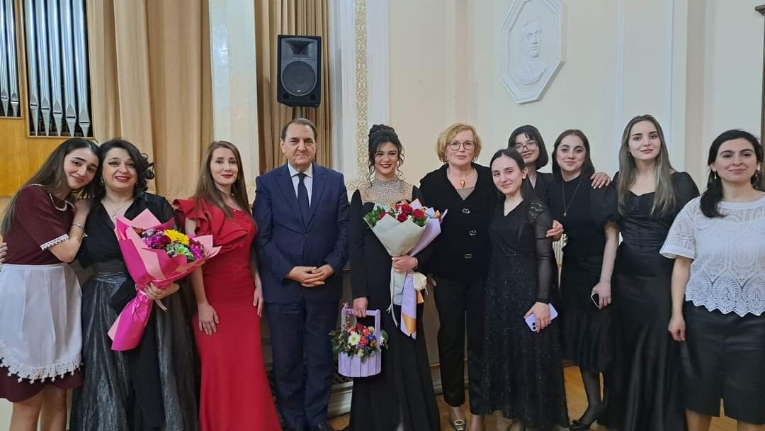 "Единение поколений"  в Баку - безукоризненно, эмоционально, артистично (ФОТО/ВИДЕО)