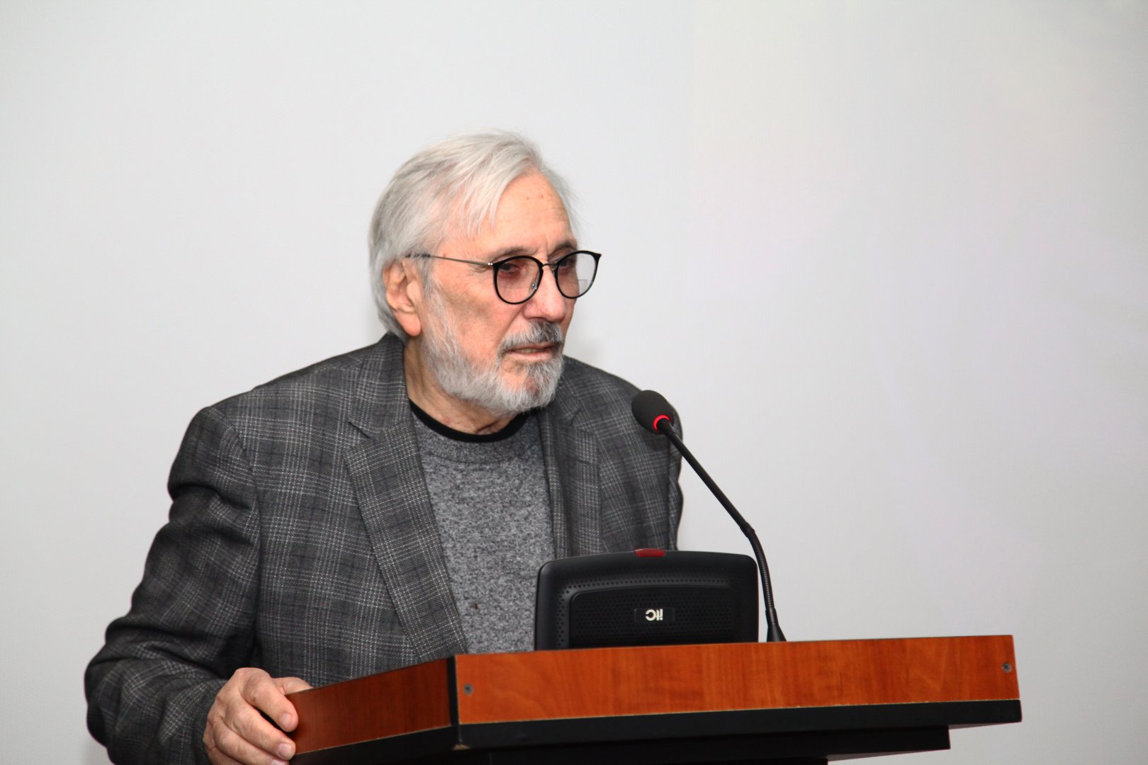 Памяти Шамиля Махмудбекова: 100-летие режиссера, снявшего фильм "Хлеб поровну" (ФОТО)