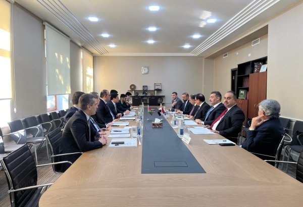 Состоялись первые консульские консультации между МИД Азербайджана и Ирака