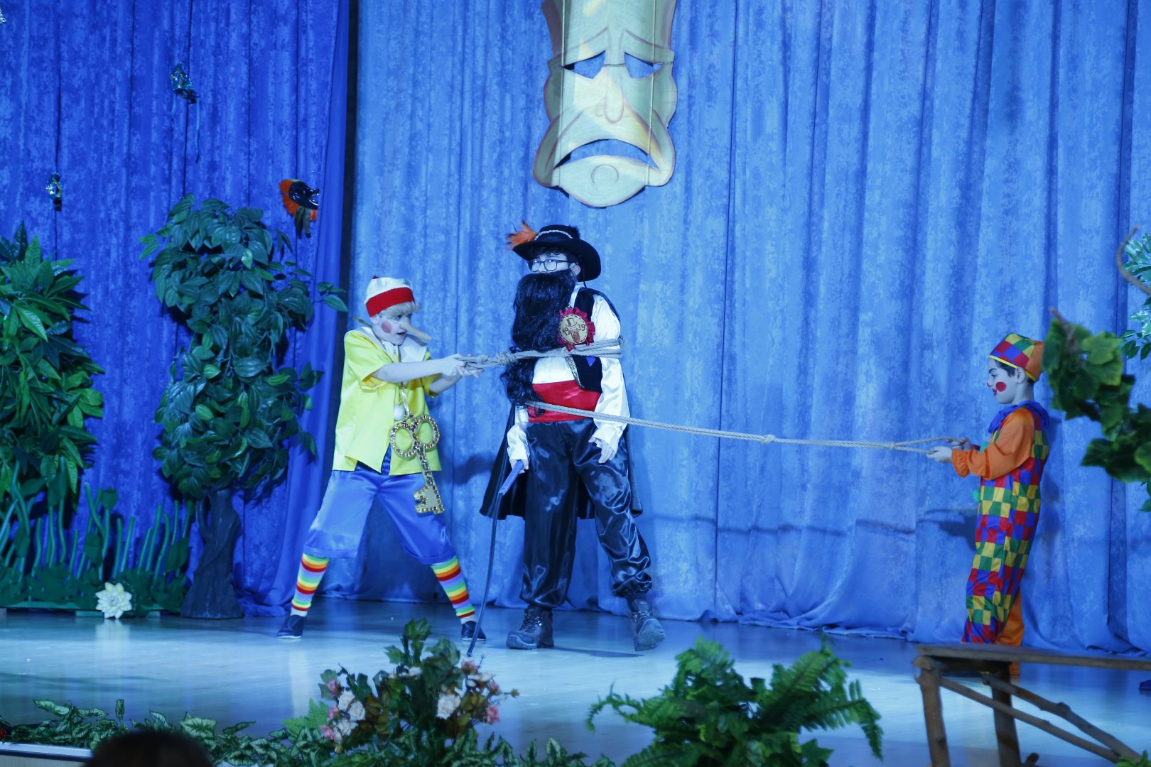 В Баку появились "Поле чудес" и мошенники с большой дороги (ВИДЕО, ФОТО)