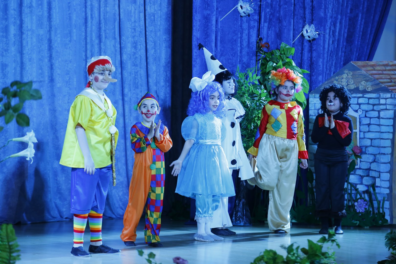 В Баку появились "Поле чудес" и мошенники с большой дороги (ВИДЕО, ФОТО)