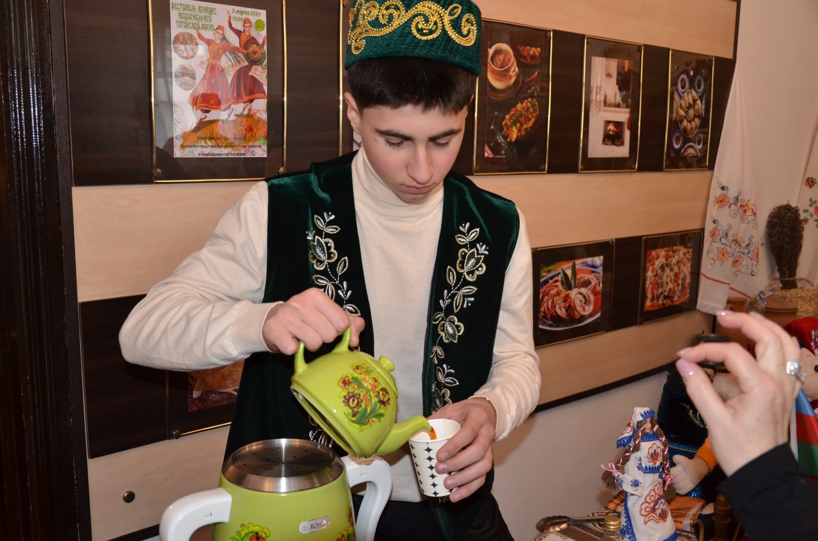 В Баку прошел Фестиваль татарской кухни - вкусные блюда, победители конкурса  (ФОТО)
