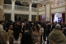 Гала-вечер фильма "Səma ilə Görüş" в Баку вызвал большой ажиотаж – звезды на красной дорожке (ФОТО)