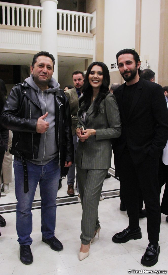 Гала-вечер фильма "Səma ilə Görüş" в Баку вызвал большой ажиотаж – звезды на красной дорожке (ФОТО)
