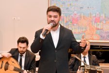 "Музыка в музее": Гюльяз Мамедова и Гейдар Анатоллу выступили с концертом (ФОТО)
