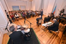 "Музыка в музее": Гюльяз Мамедова и Гейдар Анатоллу выступили с концертом (ФОТО)