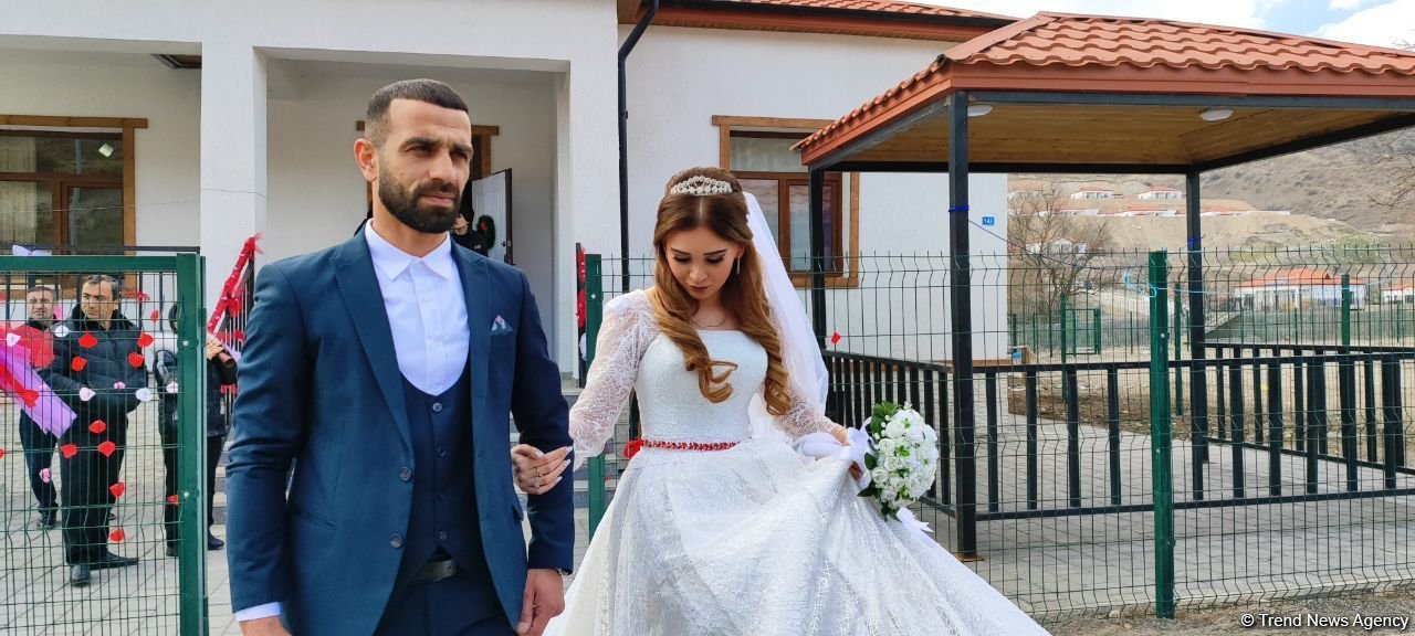 Спустя 32 года в Лачине сыграли свадьбу (ФОТО)