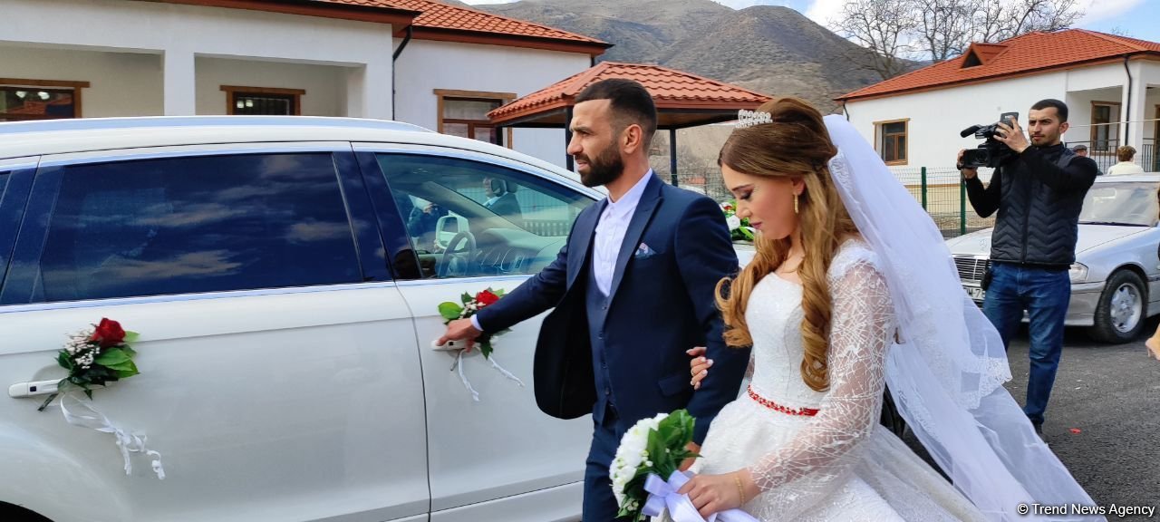 Спустя 32 года в Лачине сыграли свадьбу (ФОТО)