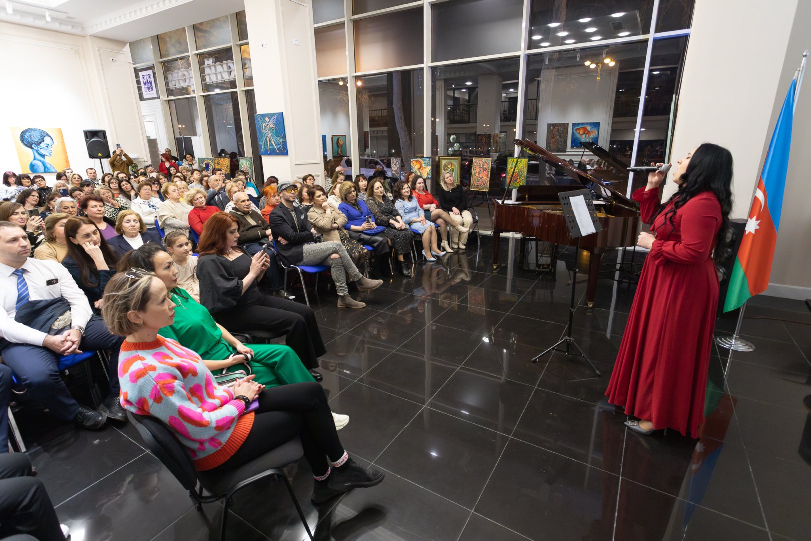 С любовью для женщин - концерт эстрадной музыки в Баку (ФОТО)