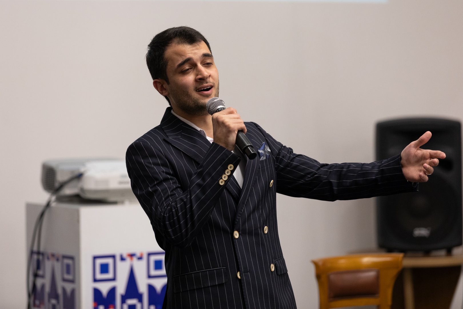 С любовью для женщин - концерт эстрадной музыки в Баку (ФОТО)