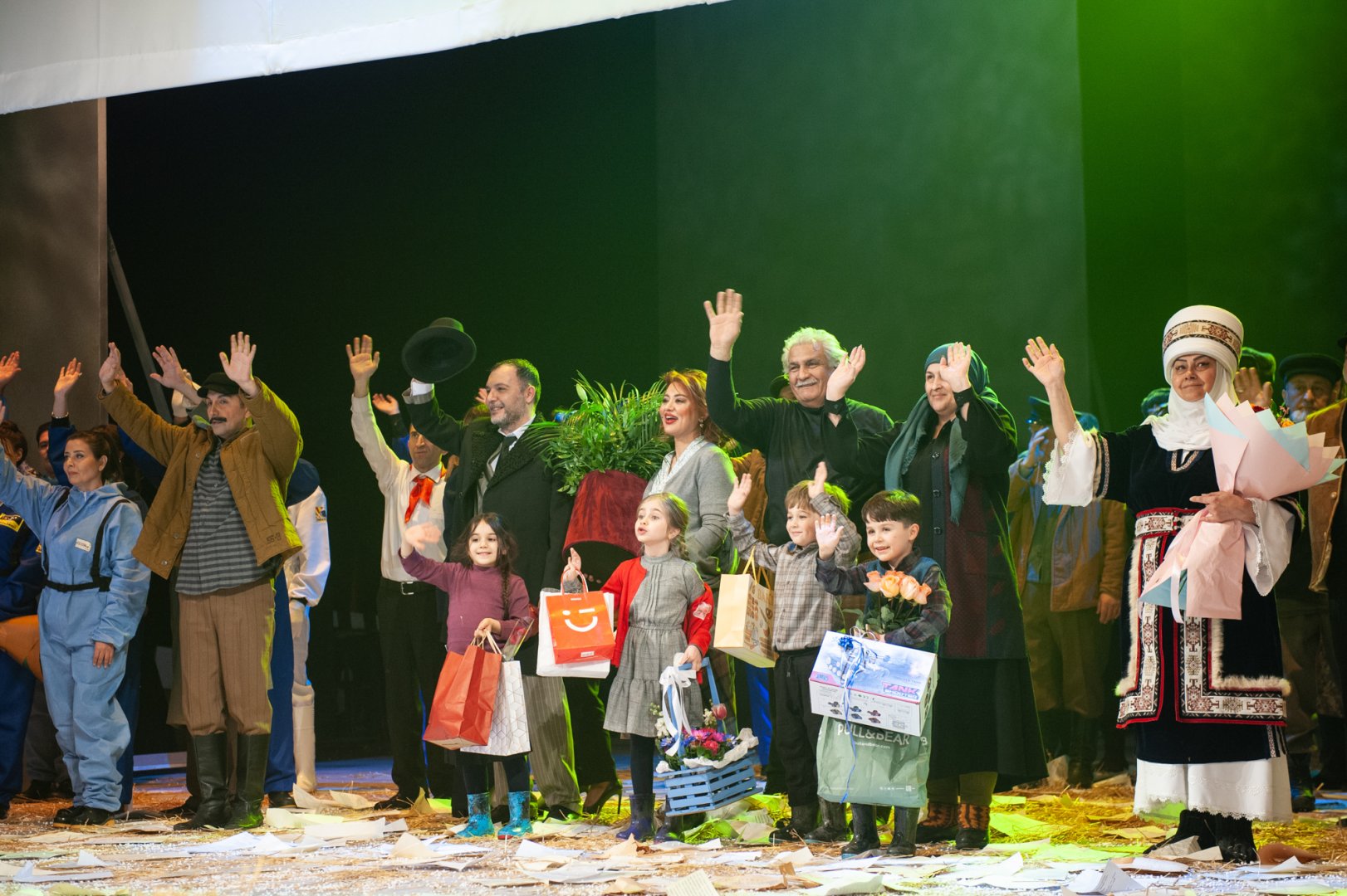 Мехрибан Алекперзаде стала лауреатом премии имени Чингиза Айтматова Межпарламентской ассамблеи СНГ (ФОТО)