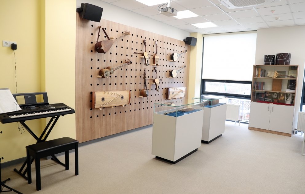 Президент Ильхам Алиев и Президент Касым-Жомарт Токаев приняли участие в церемонии открытия Центра детского творчества имени Курмангазы в Физули (ФОТО/ВИДЕО)