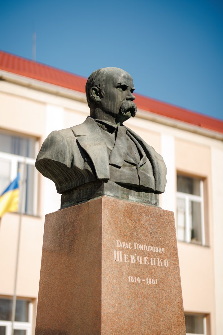 210-летие Тараса Шевченко в Украине – творческое наследие в Азербайджане (ФОТО)