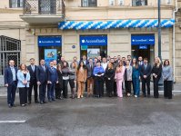 AccessBank и Visa представили умный картомат в первом кобрендинговом филиале в Азербайджане (ФОТО)