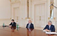 Президент Ильхам Алиев принял специального представителя правительства Китая по европейским вопросам (ФОТО/ВИДЕО)